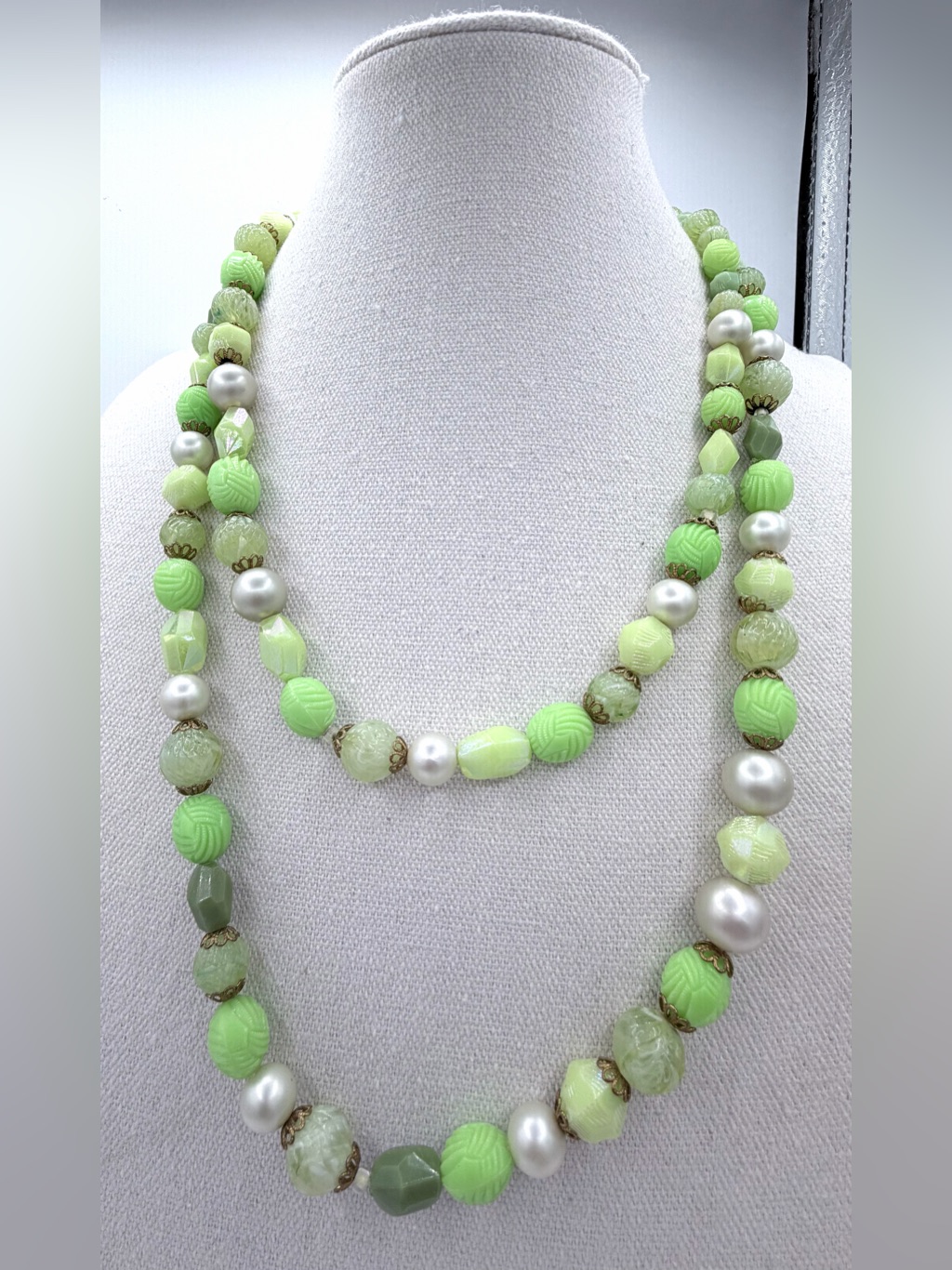 West Germany Vintage 50s-60s Mid Century Lime Green Beaded Necklace Jewelry